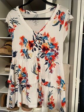 Torrid Floral V-Neck Tiered Tunic Top - White with Multicolor Blooms